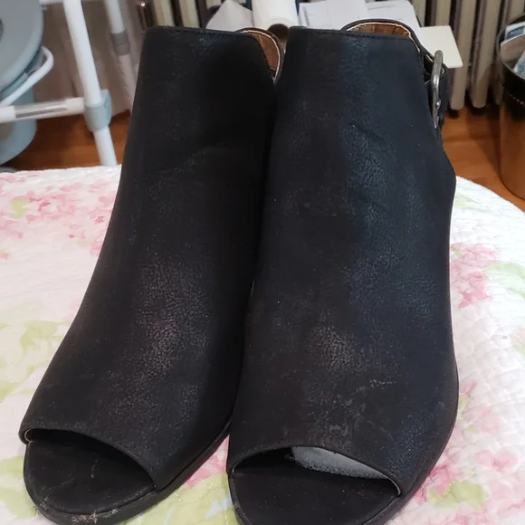 Open toed shoes-Portland Brand size 8.5 - Picture 2 of 3